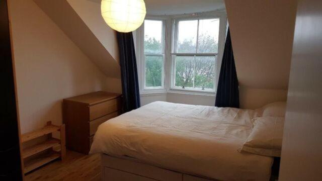 Beautiful King Room In Leith Walk Edinburgh Luaran gambar